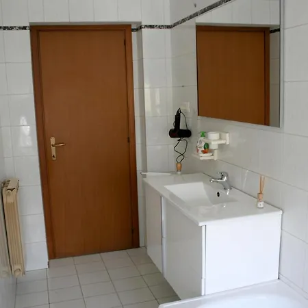 2 Bedrooms At 300 M Away From The With Balcony And Wifi