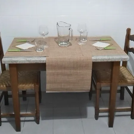 2 Bedrooms At 300 M Away From The With Balcony And Wifi * Pescara
