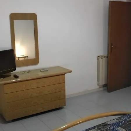 2 Bedrooms At 300 M Away From The With Balcony And Wifi