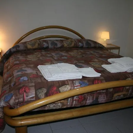 Appartement 2 Bedrooms At 300 M Away From The With Balcony And Wifi Pescara
